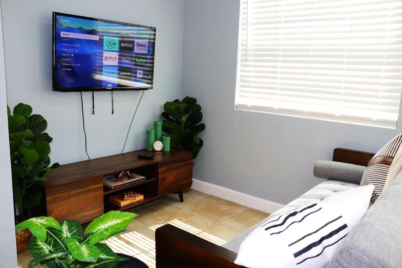 Luxury Studio Suite Close To Tampa Airport ภายนอก รูปภาพ